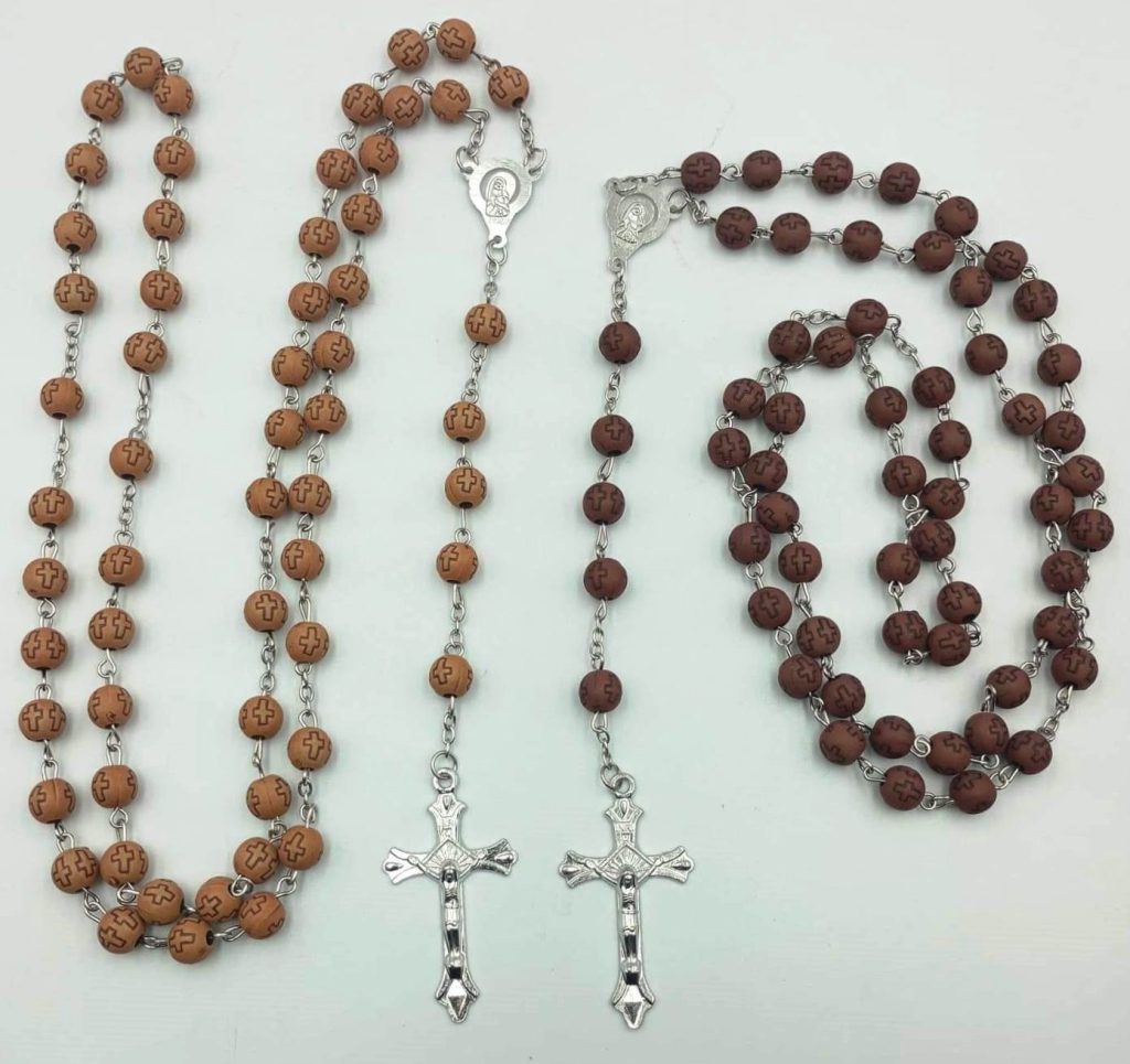 Rosario cruz grabada