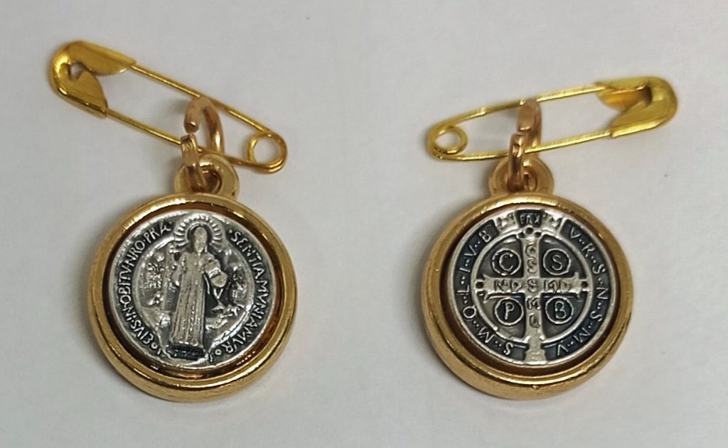 Medalla San Benito para Bebé - II