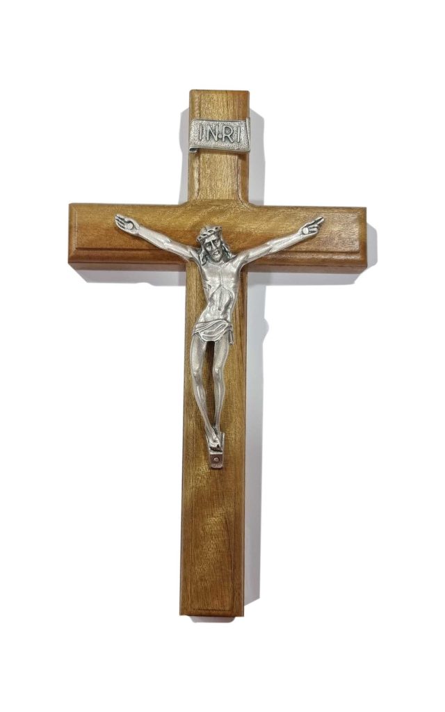 Crucifijo Clásico 26 cms.