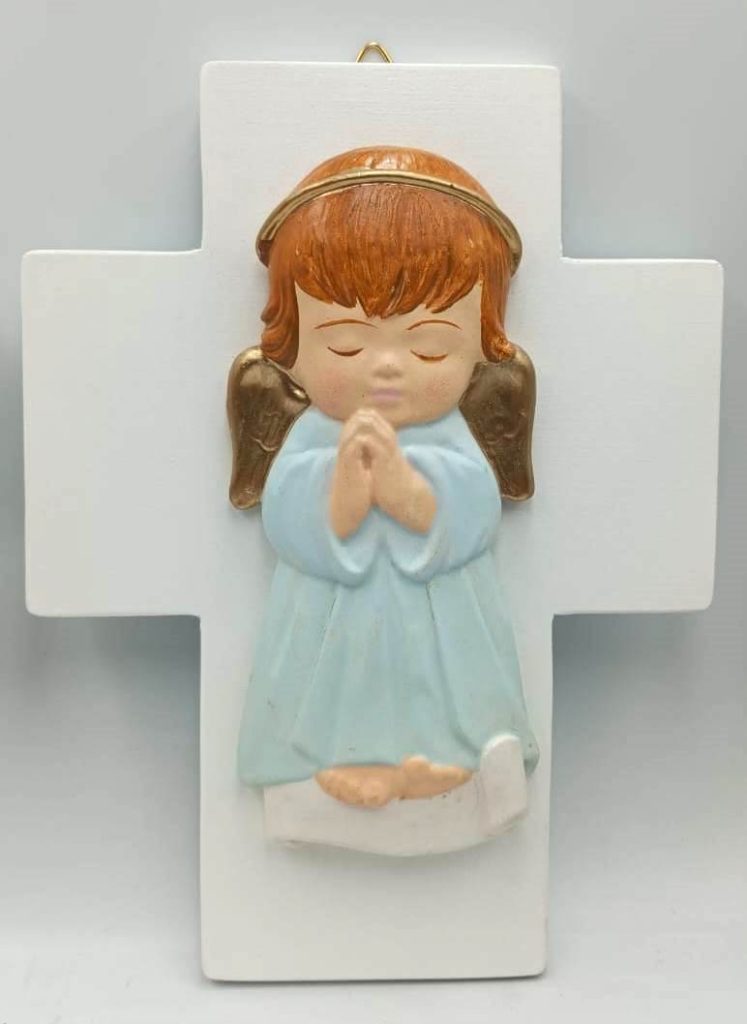 Cruz de Bautizo Angel Celeste - alas doradas